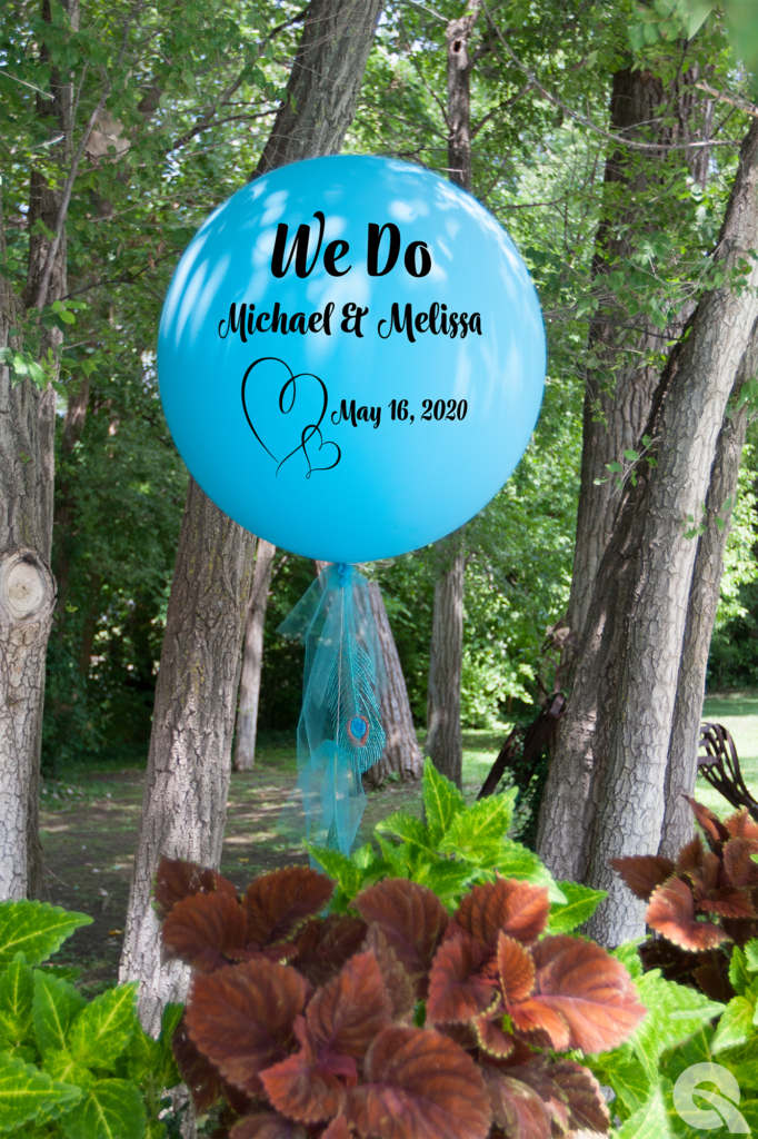 Printed balloon wedding decor